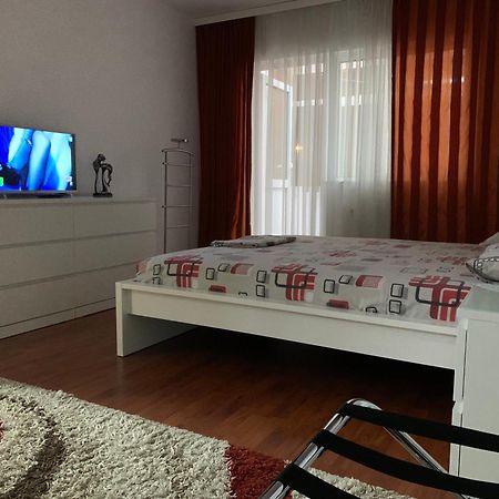 Galaţi Ana Center Apartment מראה חיצוני תמונה