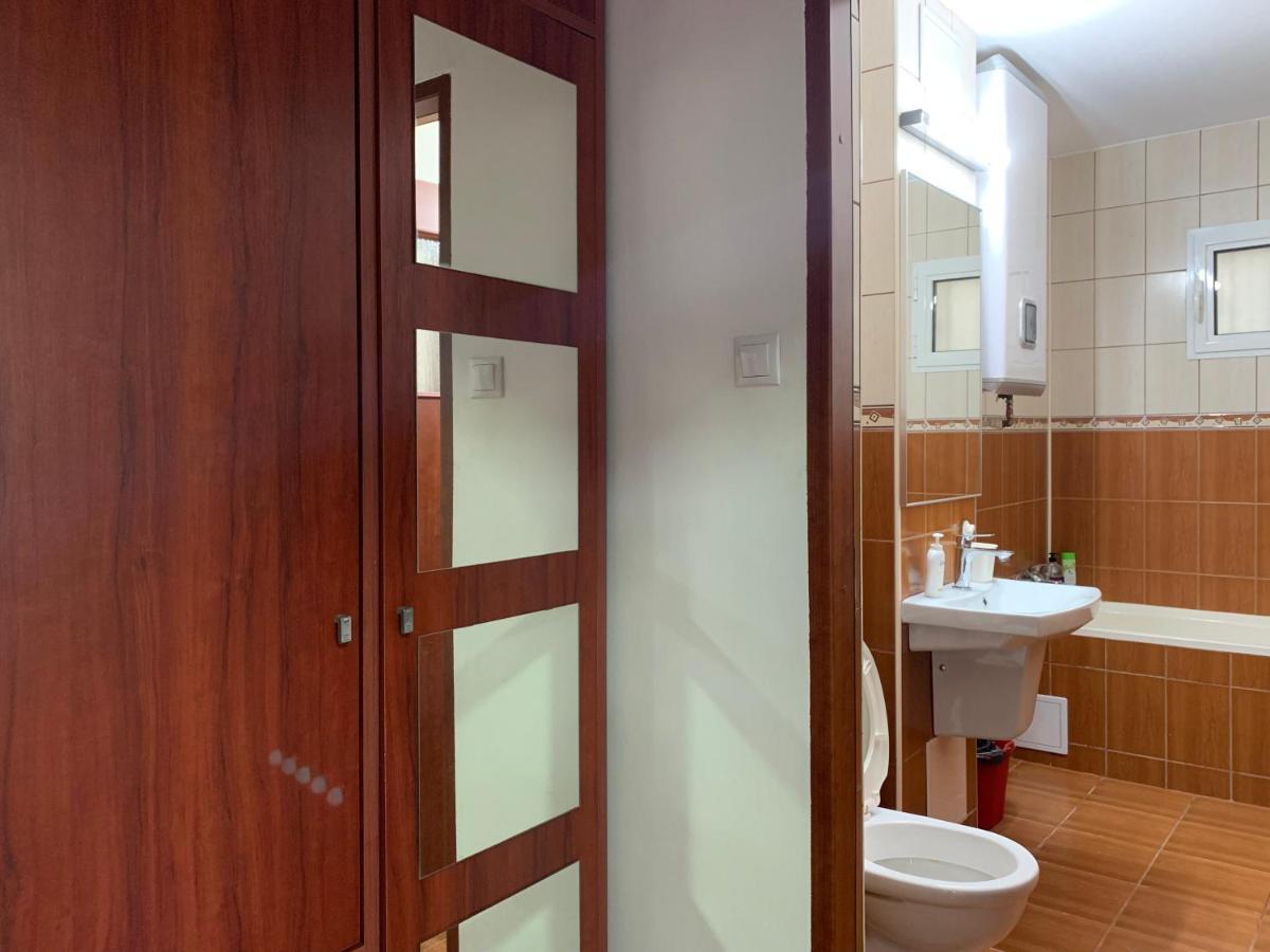 Galaţi Ana Center Apartment מראה חיצוני תמונה