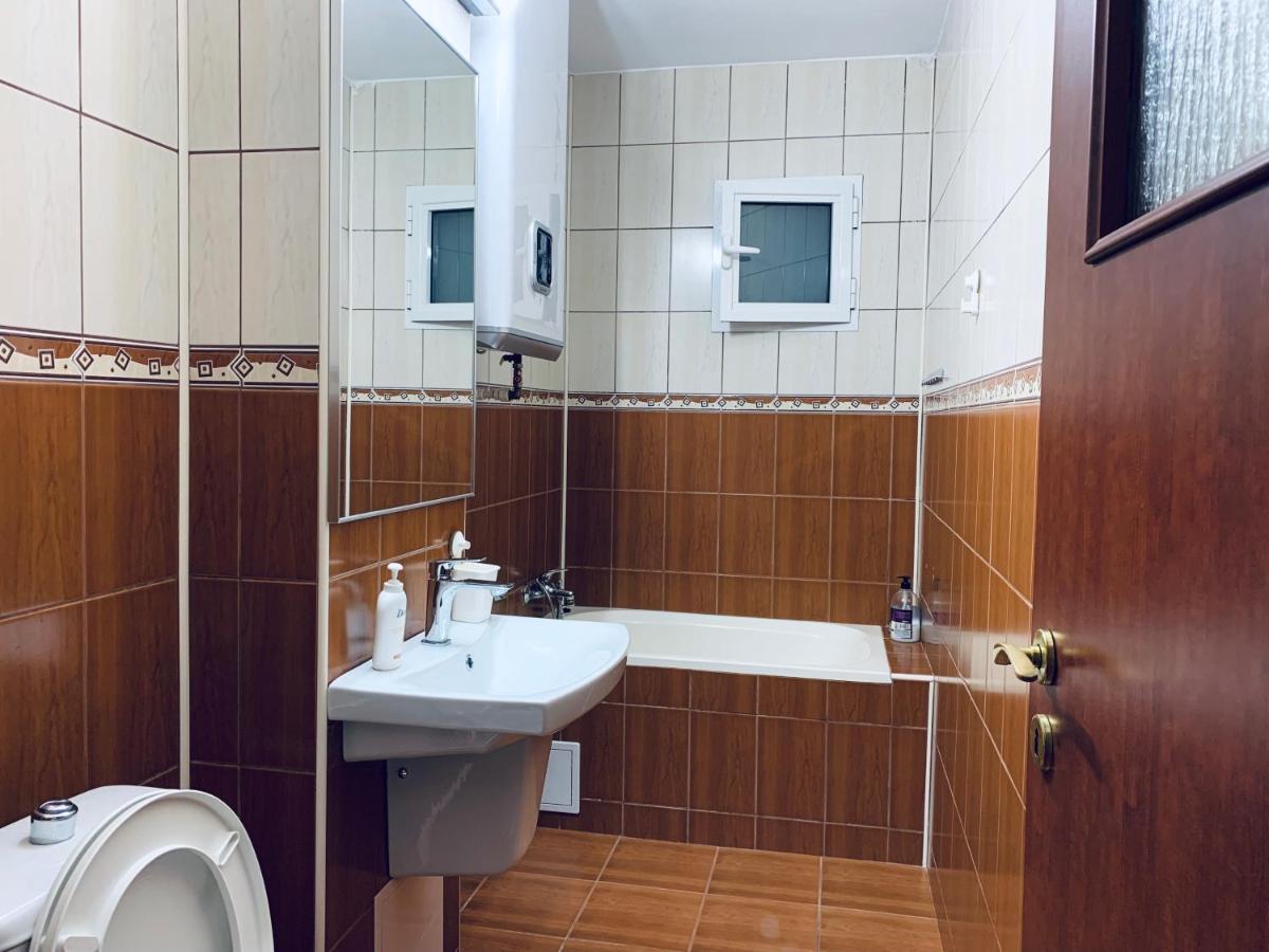 Galaţi Ana Center Apartment מראה חיצוני תמונה